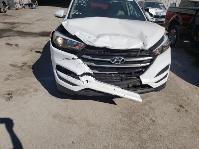 KM8J23A46JU821255 - 2018 HYUNDAI TUCSON SE WHITE photo 9