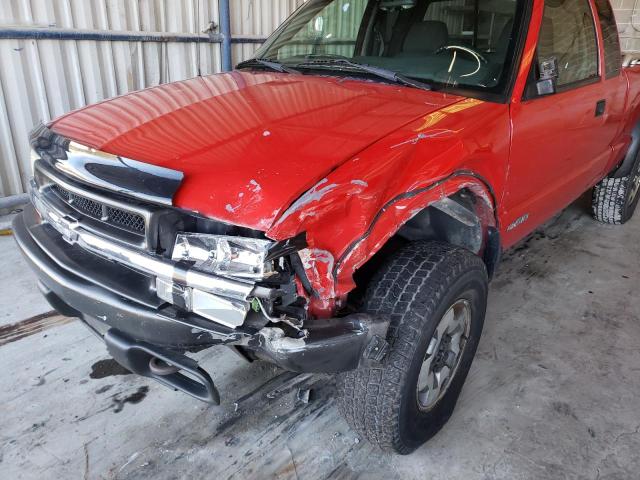 1GCCT19X038249088 - 2003 CHEVROLET S TRUCK S1 RED photo 9