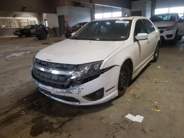 3FAHP0KC1CR230520 - 2012 FORD FUSION SPO WHITE photo 2