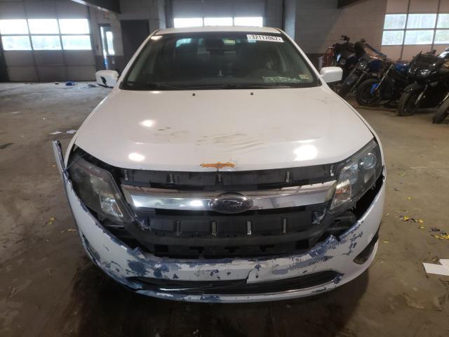 3FAHP0KC1CR230520 - 2012 FORD FUSION SPO WHITE photo 9