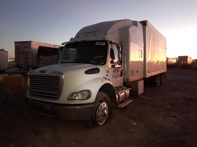 1FVAC4CV97HY57461 - 2007 FREIGHTLINER M2 112 MED WHITE photo 2