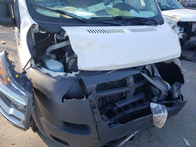 3C6TRVDG0JE144266 - 2018 RAM PROMASTER WHITE photo 9