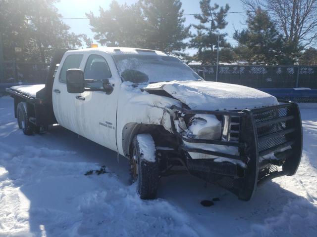 1GDJK33678F209711 - 2008 GMC SIERRA K35 WHITE photo 1