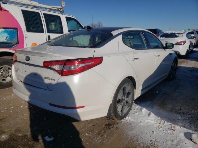 KNAGM4ADXD5061230 - 2013 KIA OPTIMA HYB WHITE photo 4