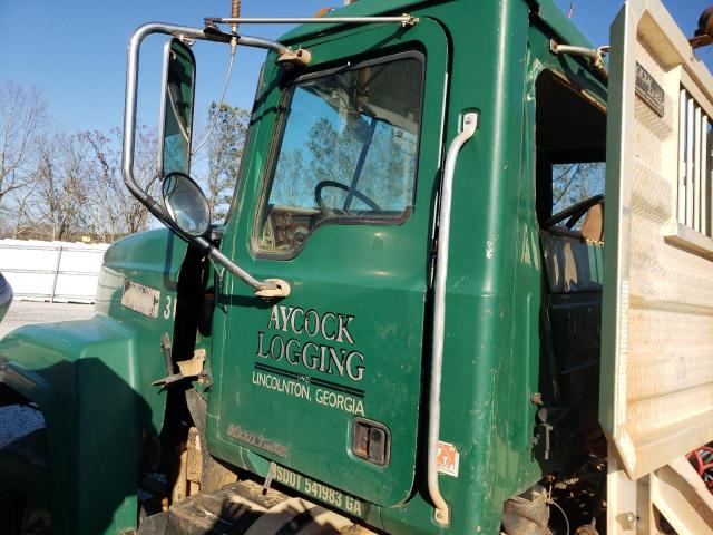 1M1AJ06Y45N002553 - 2005 MACK 600 CHN600 GREEN photo 9