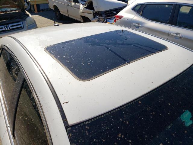 1G1ZE5E75BF137245 - 2011 CHEVROLET MALIBU LTZ თეთრი ფოტო 9