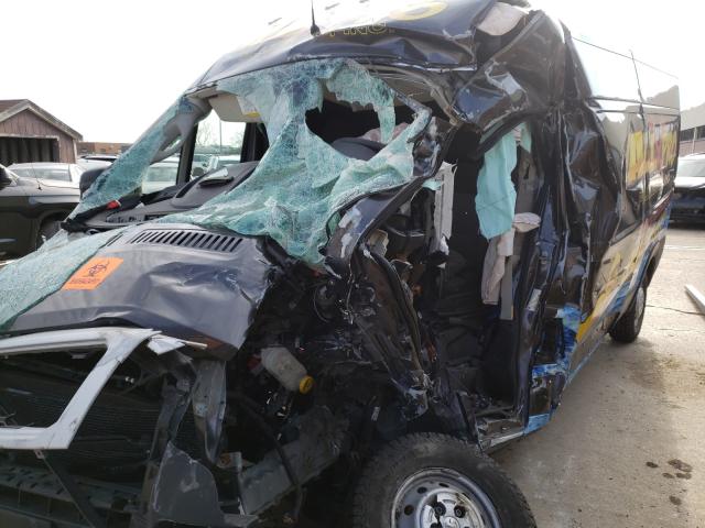 3C6TRVDGXKE552761 - 2019 RAM PROMASTER BLACK photo 10