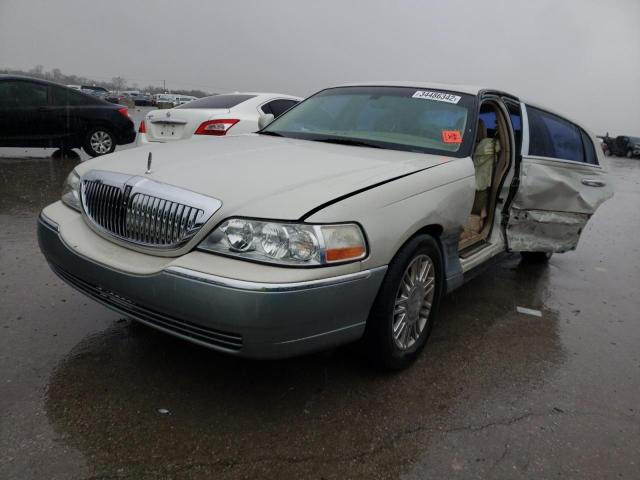 1LNHM83V16Y633321 - 2006 LINCOLN TOWN CAR D BEIGE photo 2