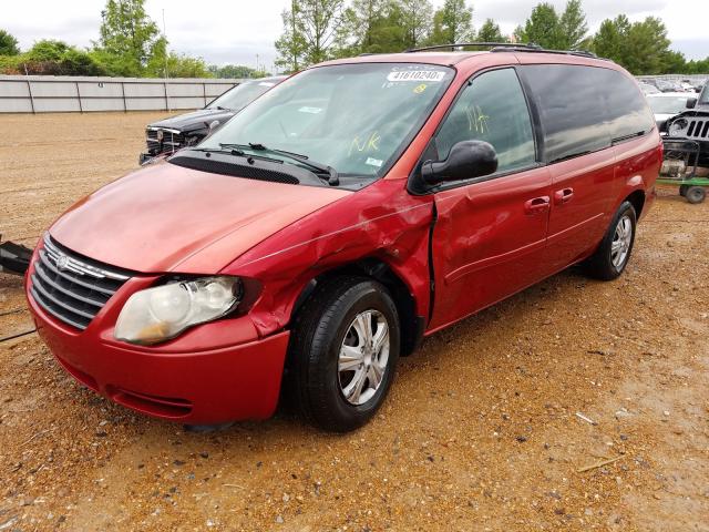 2C4GP44R05R110828 - 2005 CHRYSLER TOWN & COU ORANGE photo 2