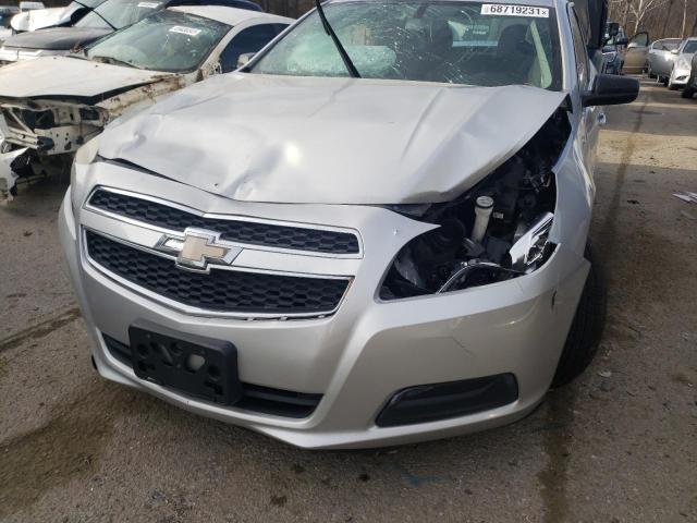 1G11B5SA0DF264428 - 2013 CHEVROLET MALIBU LS SILVER photo 9