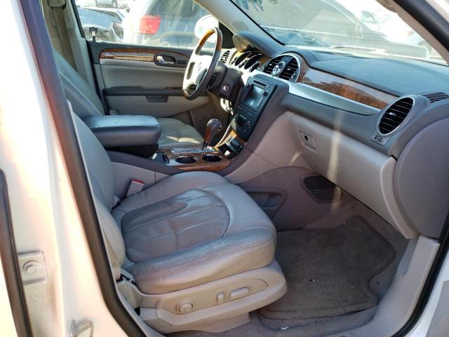 5GAKRCED3CJ233964 - 2012 BUICK ENCLAVE WHITE photo 5