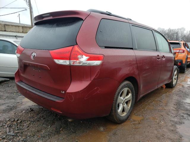 5TDKK3DC9DS403017 - 2013 TOYOTA SIENNA LE RED photo 4