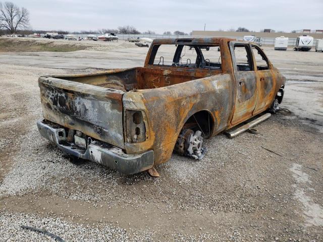 3C63R3DJ2JG208523 - 2018 RAM 3500 SLT BURN photo 4