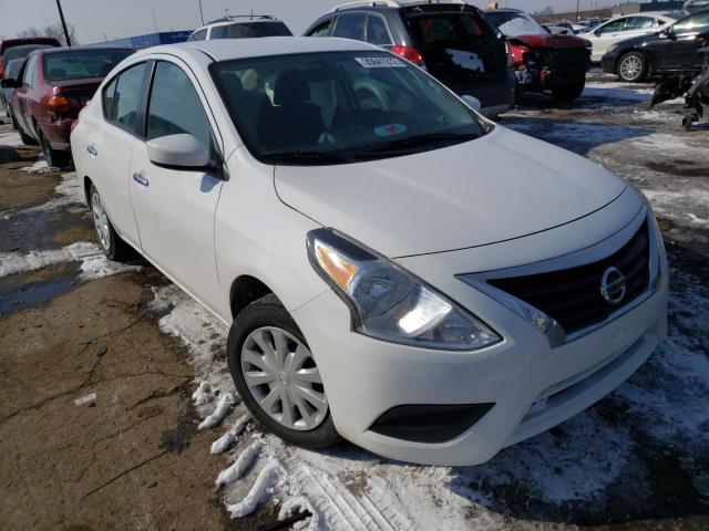 3N1CN7AP8KL840877 - 2019 NISSAN VERSA S WHITE photo 1