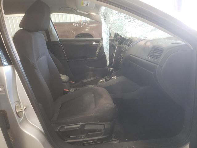 3VW2K7AJ5FM298793 - 2015 VOLKSWAGEN JETTA BASE SILVER photo 5