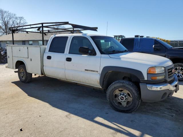 1GDHC23U77F196784 - 2007 GMC SIERRA C25 WHITE photo 4