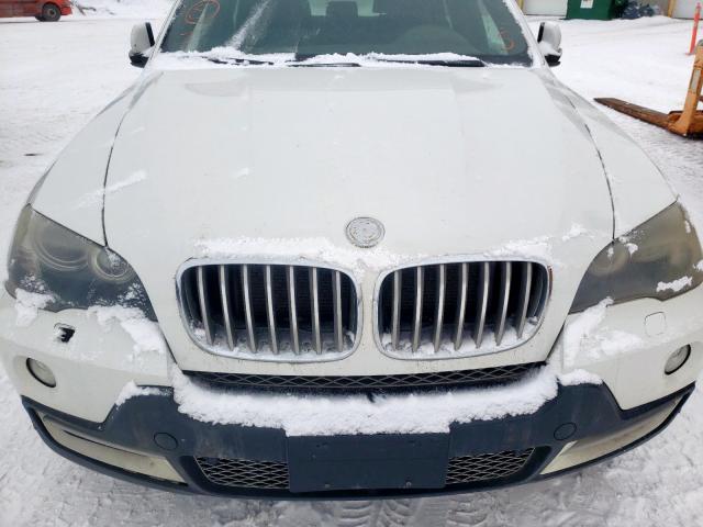 5UXFE83569L168818 - 2009 BMW X5 XDRIVE4 Weiß Foto 7