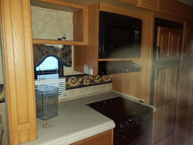 4YDF3072674703062 - 2007 KEYSTONE MONTANA WHITE photo 9