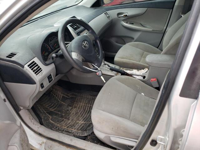 5YFBU4EE4DP220973 - 2013 TOYOTA COROLA SILVER photo 7