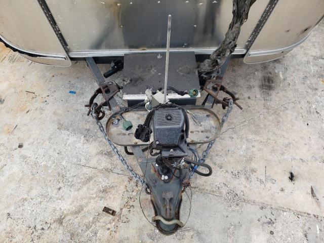 1STCPAA165J516808 - 2005 AIRS TRAVEL TRA 银色 照片 7