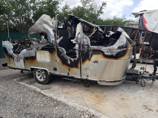 1STCPAA165J516808 - 2005 AIRS TRAVEL TRA 银色 照片 9