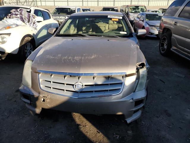 1G6DW677750202415 - 2005 CADILLAC STS TAN photo 5