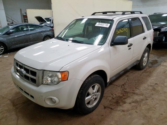 1FMCU03G19KA60859 - 2009 FORD ESCAPE XLT WHITE photo 2