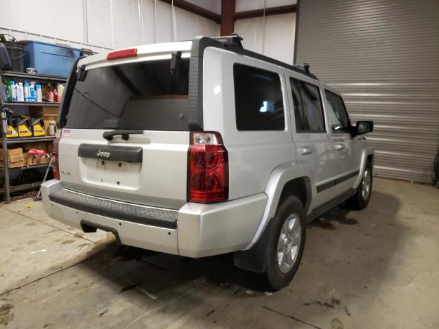 1J8HG48K88C154714 - 2008 JEEP COMMANDER 银色 照片 4