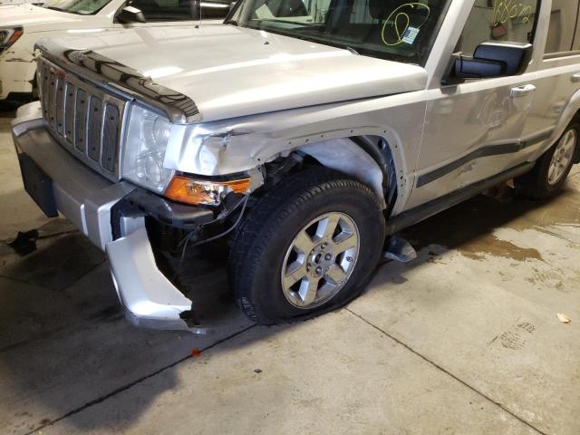 1J8HG48K88C154714 - 2008 JEEP COMMANDER 银色 照片 9
