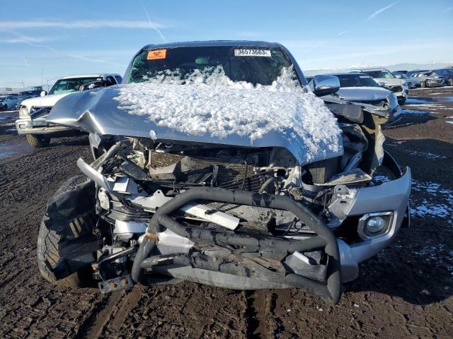 3TMGZ5AN2HM085699 - 2017 TOYOTA TACOMA DOU 银色 照片 5