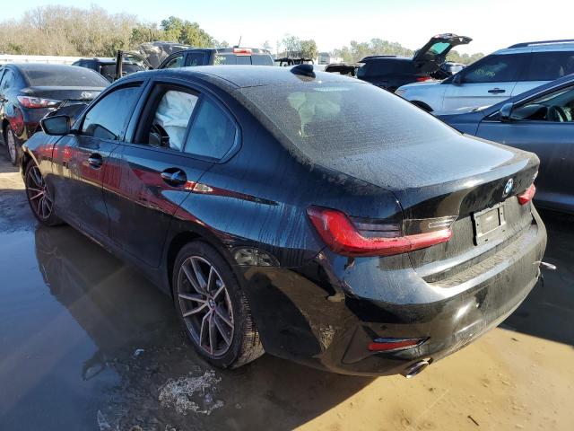 3MW5R1J03N8C25314 - 2022 BMW 330I BLACK photo 2