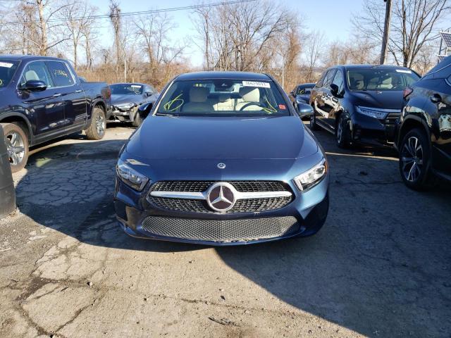 W1K3G4EB9NJ364192 - 2022 MERCEDES-BENZ A 220 BLUE photo 5