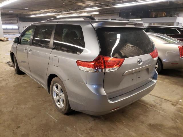 5TDKK3DC3BS134736 - 2011 TOYOTA SIENNA LE SILVER photo 3