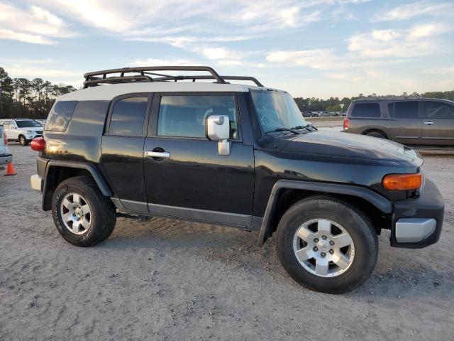 JTEZU11F68K007955 - 2008 TOYOTA FJ CRUISER BLACK photo 4