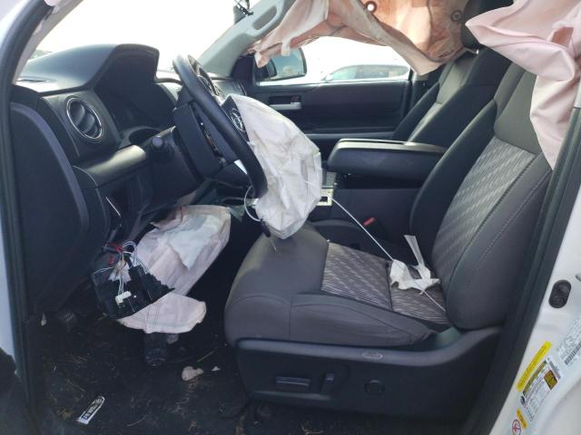 5TFRM5F15JX127280 - 2018 TOYOTA TUNDRA DOU WHITE photo 7