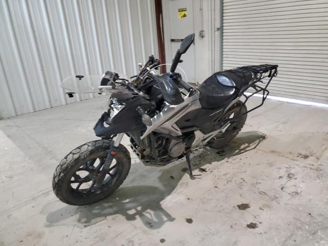 JH2RC6357CK000442 - 2012 HONDA NC700X SILVER photo 2