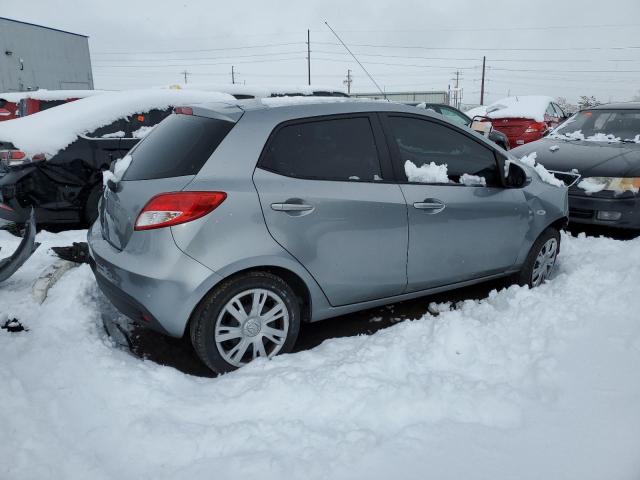 JM1DE1KZXE0171950 - 2014 MAZDA MAZDA2 SPO SILVER photo 3