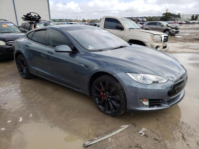 5YJSA1H14EFP28471 - 2014 TESLA MODEL S Մոխրագույն լուսանկար 4