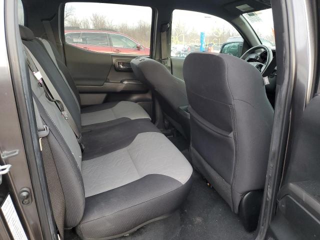 3TMCZ5AN4NM476623 - 2022 TOYOTA TACOMA DOU 灰色 照片 6