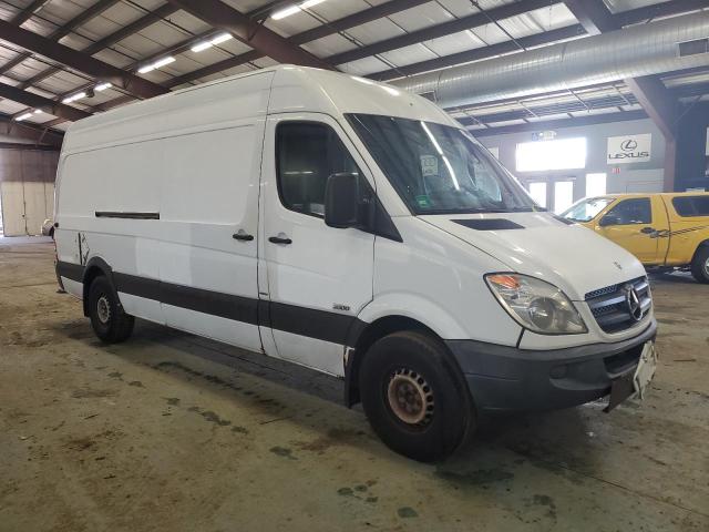 WD3PE8CBXC5713260 - 2012 MERCEDES-BENZ SPRINTER 2 WHITE photo 4