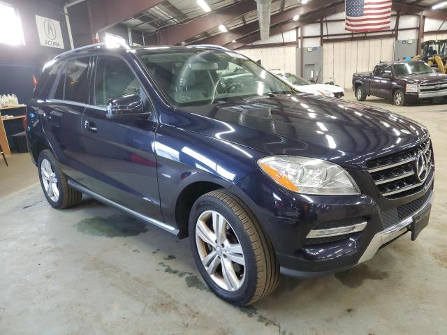 4JGDA2EB8CA066052 - 2012 MERCEDES-BENZ ML 350 BLU BLUE photo 4