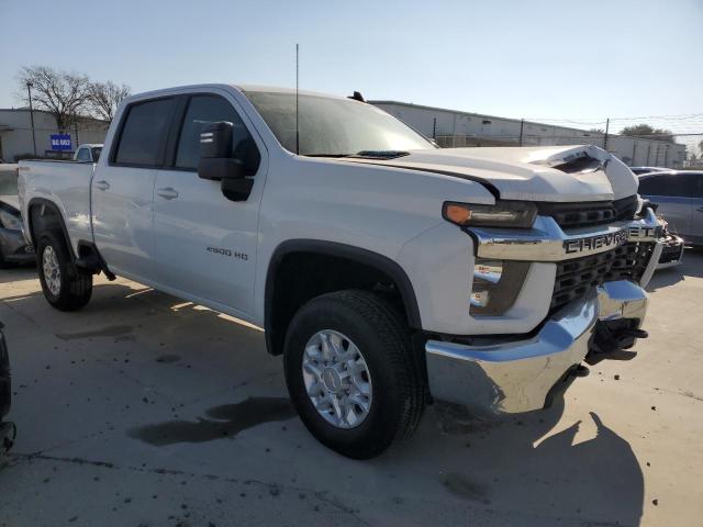 2GC1YNEY8N1202931 - 2022 CHEVROLET SILVERADO WHITE photo 4