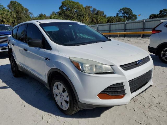 1FMCU0F79FUA37440 - 2015 FORD ESCAPE S WHITE photo 4