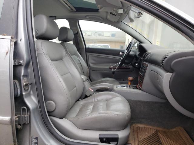 WVWTH63BX3P343478 - 2003 VOLKSWAGEN PASSAT GLX Gümüş foto 5