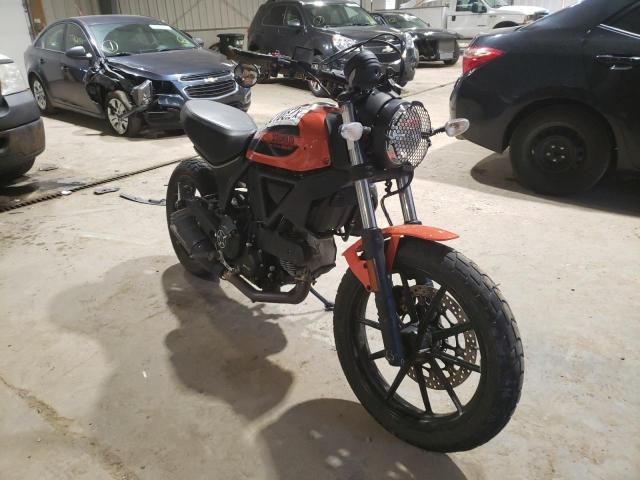 ML015AXG0GT001284 - 2016 DUCATI SCRAMBLER ORANGE photo 1