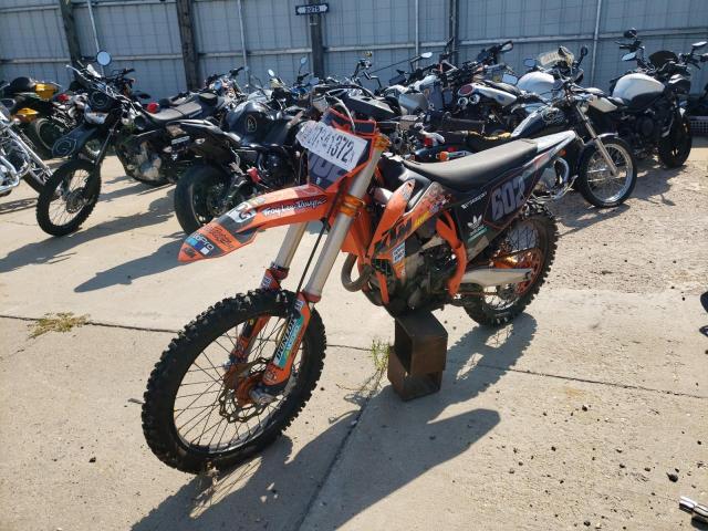 VBKSXR434MM326989 - 2021 KTM 450 SX-F ORANGE photo 2