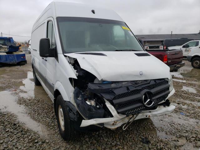 WD3PE8CBXB5578019 - 2011 MERCEDES-BENZ SPRINTER 2 WHITE photo 1