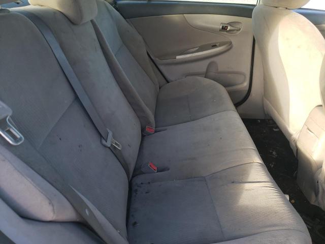 2T1BU4EE9CC912614 - 2012 TOYOTA COROLLA BA WHITE photo 10