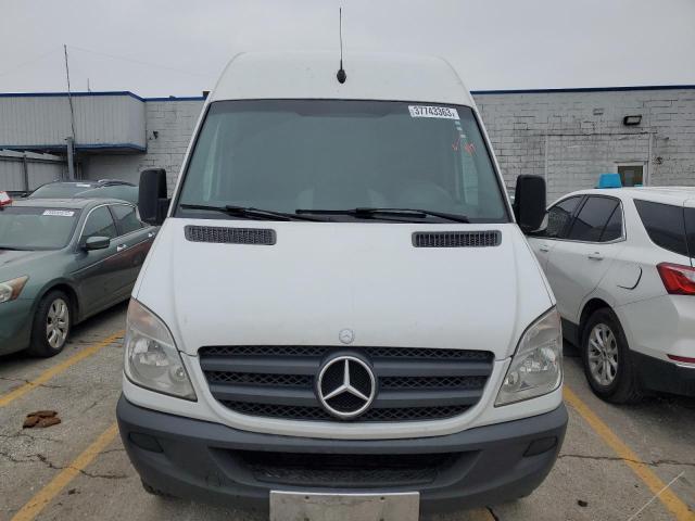 WD3PE8CC9D5795699 - 2013 MERCEDES-BENZ SPRINTER 2 WHITE photo 5