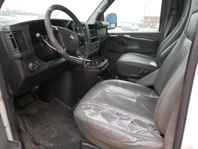 1GCSGAFX1C1169778 - 2012 CHEVROLET EXPRESS CA WHITE photo 7